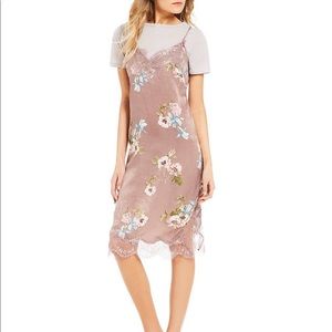 C&V Chelsea & Violet slip t shirt dress